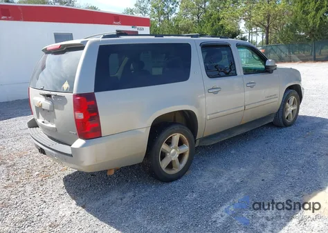 2007 Chevrolet Suburban 1500 Lt z USA, uszkodzony, nr VIN 3GNFC16017G264078